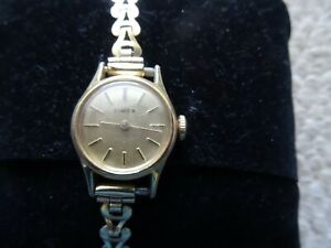 【送料無料】腕時計　レディースメッキゴールドストラップ1970s timex ladies gplated wind up wrist watch, vgc working rolled gold strap