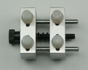【送料無料】腕時計 ケースホルダーアルミアジャスタブルメーカーウォッチツールwatch case holder aluminium adjustable watchmakers vice tool for wristwatches 【送料無料】腕時計 ケースホルダーアルミアジャスタブルメーカーウォッチツールwatch case holder aluminium adjustable watchmakers vice tool for wristwatches