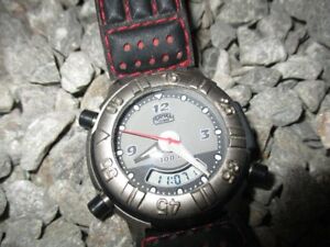 【送料無料】腕時計 キャメルトロフィークロノグラフクオーツアナログデジタルアドベンチャーウォッチcamel trophy chronograph adventure watch 100 m quartz analog digital 42 mm 90s