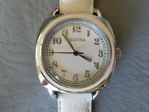 【送料無料】腕時計　アガサブレスレットロンドウォッチagatha montre bracelet cuir blanche acier carre email ronde femme woman watch