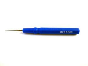 bergeon swiss made blue medium tip oilerスイスヒントオイラ※注意※NYからの配送になりますので2週間前後お時間をいただきます。人気の商品は在庫が無い場合がございます。ご了承くださいませ。サイズの種類の商品は購入時の備考欄にご希望のサイズをご記載ください。　携帯メールでの登録ですと楽天からのメールが届かない場合がございます。