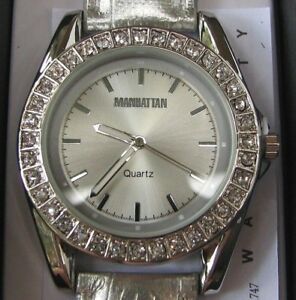 【送料無料】腕時計 マンハッタンレザーストラップクロトンレディースクォーツmanhattan by croton ladies quartz watch with leather strap