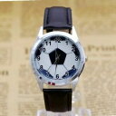 【送料無料】腕時計 サッカーパーソナリティchildren boys cartoon football personality quartz wrist watches students fash