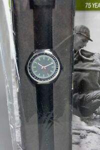 【送料無料】腕時計　；イーグルモスミリタリーウォッチフランスramp;l mag sealed eaglemoss military watches 40 french soldier 1970s