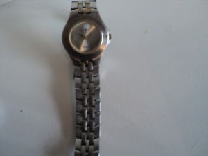 【送料無料】腕時計　レディーストルクウォッチladies torq quartz watch working