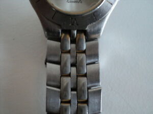 【送料無料】腕時計　レディーストルクウォッチladies torq quartz watch working