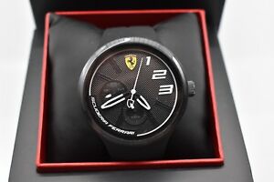 【送料無料】腕時計 スクーデリアフェラーリシリコーン#ブラック¥