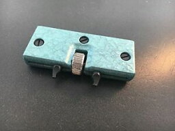 【送料無料】腕時計　ケースオープナーwatch case opener