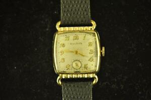 【送料無料】腕時計 ビンテージメンズウオッチメーカーキャリバーvintage mens bulova wristwatch caliber 10bc keeping time 【送料無料】腕時計 ビンテージメンズウオッチメーカーキャリバーvintage mens bulova wristwatch caliber 10bc keeping time