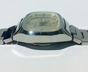 【送料無料】腕時計　ビンテージスイスアナログウォッチスイスgenuine vintage bulova 17 jewels swiss automatic analog watch tswiss