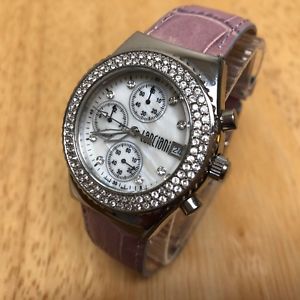 lanciani lady rhinestone analog quartz chronograph watch hours~date~ batteryアナログクォーツクロノグラフウォッチレディラインストーンバッテリー※注意※NYからの配送になりますので2週間前後お時間をいただきます。人気の商品は在庫が無い場合がございます。ご了承くださいませ。サイズの種類の商品は購入時の備考欄にご希望のサイズをご記載ください。　携帯メールでの登録ですと楽天からのメールが届かない場合がございます。