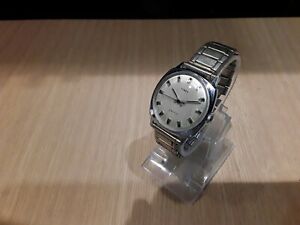 【送料無料】腕時計 ビンテージパワーgents vintage electric timex watch vgc and full working order