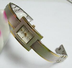 【送料無料】腕時計 レディースジュールシルバーストーンladies jules jurgensen brushed silvertone amp; gold watch 377 【送料無料】腕時計 レディースジュールシルバーストーンladies jules jurgensen brushed silvertone amp; gold watch 377