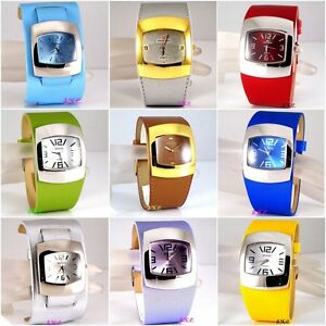 【送料無料】腕時計 ジョブロットレトロマルチカラー×スペースポッドバブルワイドウォッチwhole job lot retro 70s 60s multi colours x 6 space pod bubble wide watch