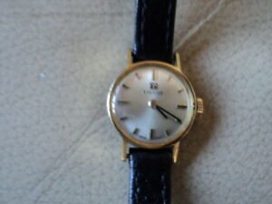【送料無料】腕時計　ビンテージレディースティソvintage ladies tissot hand winding watch working