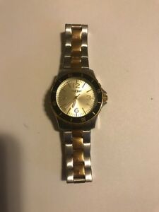 【送料無料】腕時計 トーンwomens i by invicta two tone watch ibi89051