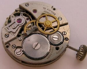 【送料無料】腕時計 avia fef 190 15j complete watch movement for parts 【送料無料】腕時計 avia fef 190 15j complete watch movement for parts
