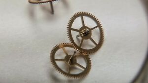 【送料無料】腕時計 ユニバーサルホイールuniversal watch parts cal 215 218 68 69 251 part 210 third wheel 【送料無料】腕時計 ユニバーサルホイールuniversal watch parts cal 215 218 68 69 251 part 210 third wheel