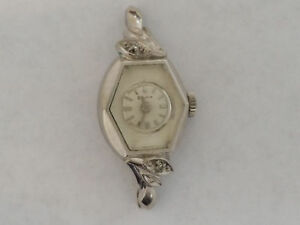 【送料無料】腕時計　ビンテージkゴールドプレートレディースウオッチメーカークリスタルvintage bulov..