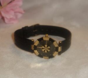 【送料無料】腕時計　ベースメタルサファイアクリスタルクォーツウォッチroven dino yellow base metal sapphire crystal quartz watch