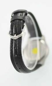 【送料無料】腕時計　レディースステンレスシルバーバッテリ