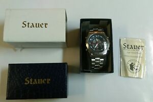 【送料無料】腕時計 ボックスハイブリッドクロノグラフ#stauer compendium hybrid lcd chronograph watch in box 19093