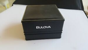【送料無料】腕時計　ビンテージクォーツレディースケースステンレススチールベゼルウォッチvintage bulova watch co p 6 quartz ladies wristwatch case stainless steel bezel