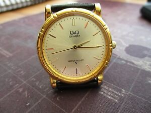 【送料無料】腕時計 メンズクオーツバッテリーmens qamp;q quartz watch, running with fresh battery 【送料無料】腕時計 メンズクオーツバッテリーmens qamp;q quartz watch, running with fresh battery