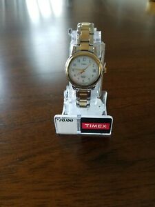 【送料無料】腕時計 シルバーゴールドトーンデザインtimex t25771 wrist watch for women silver and gold tones design