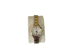 【送料無料】腕時計 トーンステンレススチールブレスレットbulova womens 98l217 quartz two tone stainless steel bracelet watchh47 【送料無料】腕時計 トーンステンレススチールブレスレットbulova womens 98l217 quartz two tone stainless steel bracelet watchh47