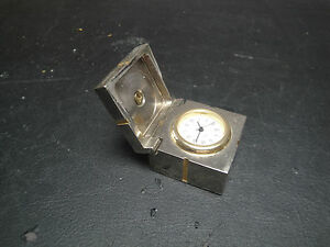 【送料無料】腕時計 montre sur soclemontre sur socle 【送料無料】腕時計 montre sur soclemontre sur socle