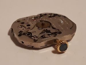 【送料無料】腕時計　サファイアカボション9 mouvement boucheron avec couronne or et cabochon saphir