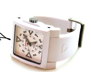 【送料無料】腕時計　モンテカルロホワイトitanano montecarlo mineral fibre 43 mc4305mc01 white watch 32565