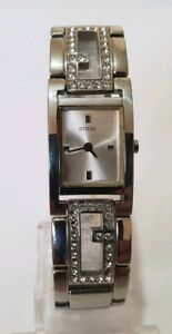【送料無料】腕時計 レディースブレスレットウォッチguess ladies bracelet watch w75007l1 【送料無料】腕時計 レディースブレスレットウォッチguess ladies bracelet watch w75007l1