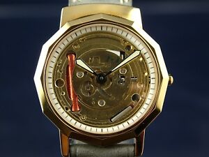 ラドー 【送料無料】腕時計　ビンテージフットボールディエゴマラドーナスケルトンgents nos 1980s vintage football diego maradona quartz skeleton watch unworn