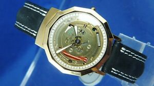 【送料無料】腕時計　ビンテージフットボールディエゴマラドーナスケルトンgents nos 1980s vintage football diego maradona quartz skeleton watch unworn