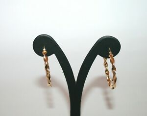 アクセサリー　ネックレスダドナイタリアorecchini eleganti da donna a cerchio ondulato in ag 925, made in italy