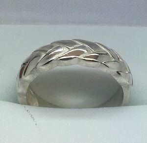 アクセサリー　ネックレスツイストデザインリングサイズanillo diseo trenzado astilla, talla n