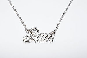 【送料無料】アクセサリー ネックレスホワイトゴールドメッキネックレスサムパーソナライズsam en oro blanco platinado collar con nombreaniversario regalos personalizados