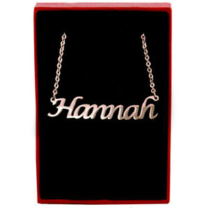 【送料無料】アクセサリー　ネックレスピンククリスマスジュエリーカスタムイタリックhannahoro rosa collar de nombrenavidad personalizado joyeracursiva