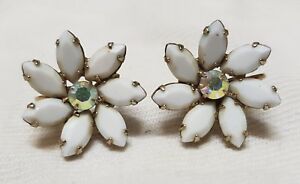 【送料無料】アクセサリー　ネックレスクリップガラスメタルドールancien bijou boucles doreilles clips fleur opaline cristal iris mtal dor t2