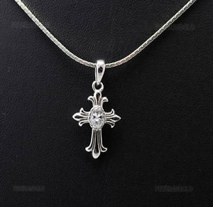 アクセサリー　ネックレス　クロスキリストシルバーpendente a croce cristo argento peterandclo nuovo e21