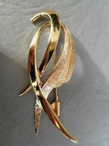 【送料無料】アクセサリー ネックレス プラークゴールデンブローチbroche ancienne feuille feuillage oiseau dore plaque or poinconne golden brooch