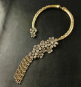 【送料無料】アクセサリー ネックレス コリアーラスデュコートタッセルフリンジクリスタルバロックcollier ras du cou rigid tassel f...