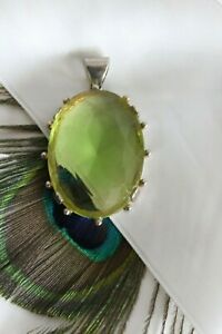 ̵ۥ꡼ͥå쥹ꥹӥơimportant pendentif en verre taill cristal bijou ancien vintage vert