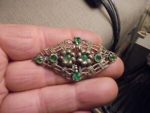 【送料無料】アクセサリー　ネックレス　ジョリープチancienne jolie petite broche filigrane au strass verts