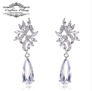 【送料無料】アクセサリー　ネックレス　イヤリングイヤリングスワロフスキークリスタルkホワイトorecchini lusso orecchini zirconi aaa swarovski cristalli stellux 18k bianco plt