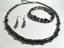 【送料無料】アクセサリー　ネックレス　ユニークヘマタイトブレスレットイヤリングネックレスセットfatto a mano unico gemstone ematite braccialetto, orecchini e collana set da lia