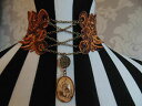 【送料無料】アクセサリー ネックレス ダークバーレスクレースコルセットネックレスfatto a mano ricamato pizzo corsetto girocollo con charms dark steampunk burlesque