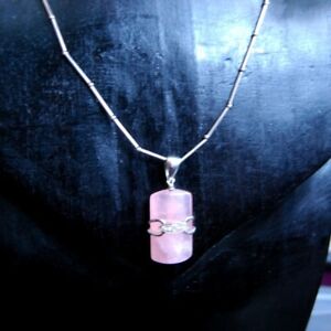 【送料無料】アクセサリー　ネックレス　ローズpendentif quartz rose et strass